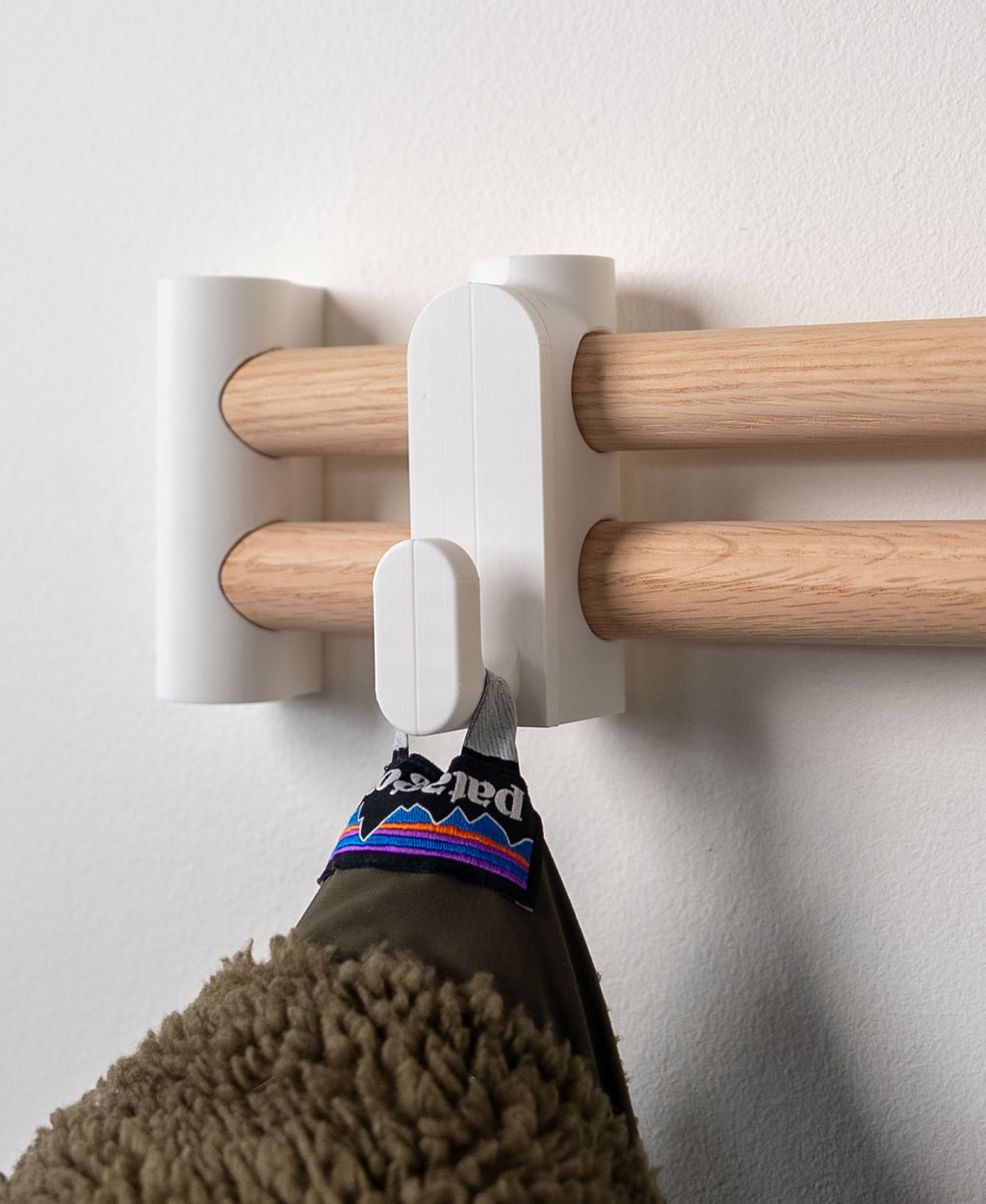 Horizontal – Utility Hook